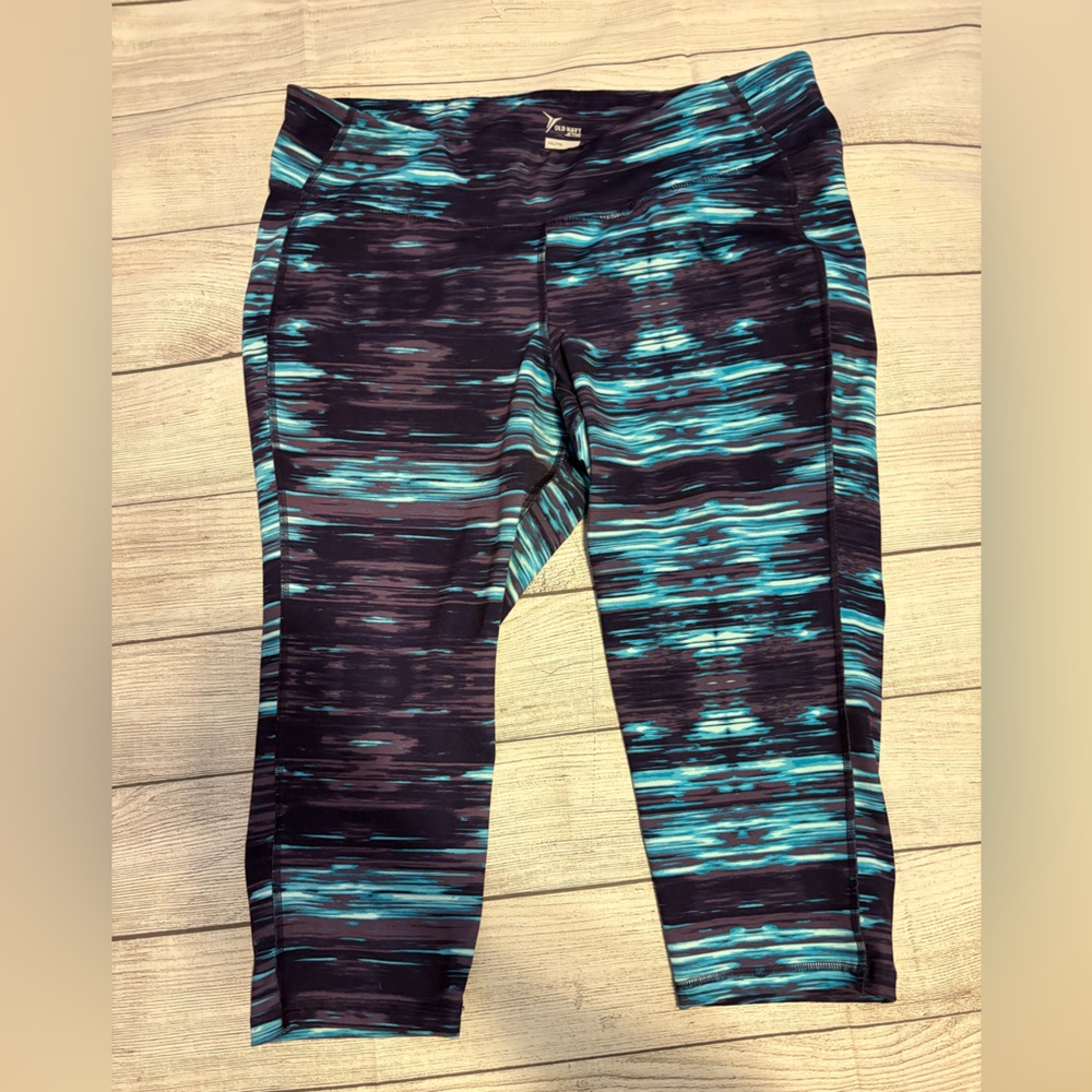 Women’s workout capris